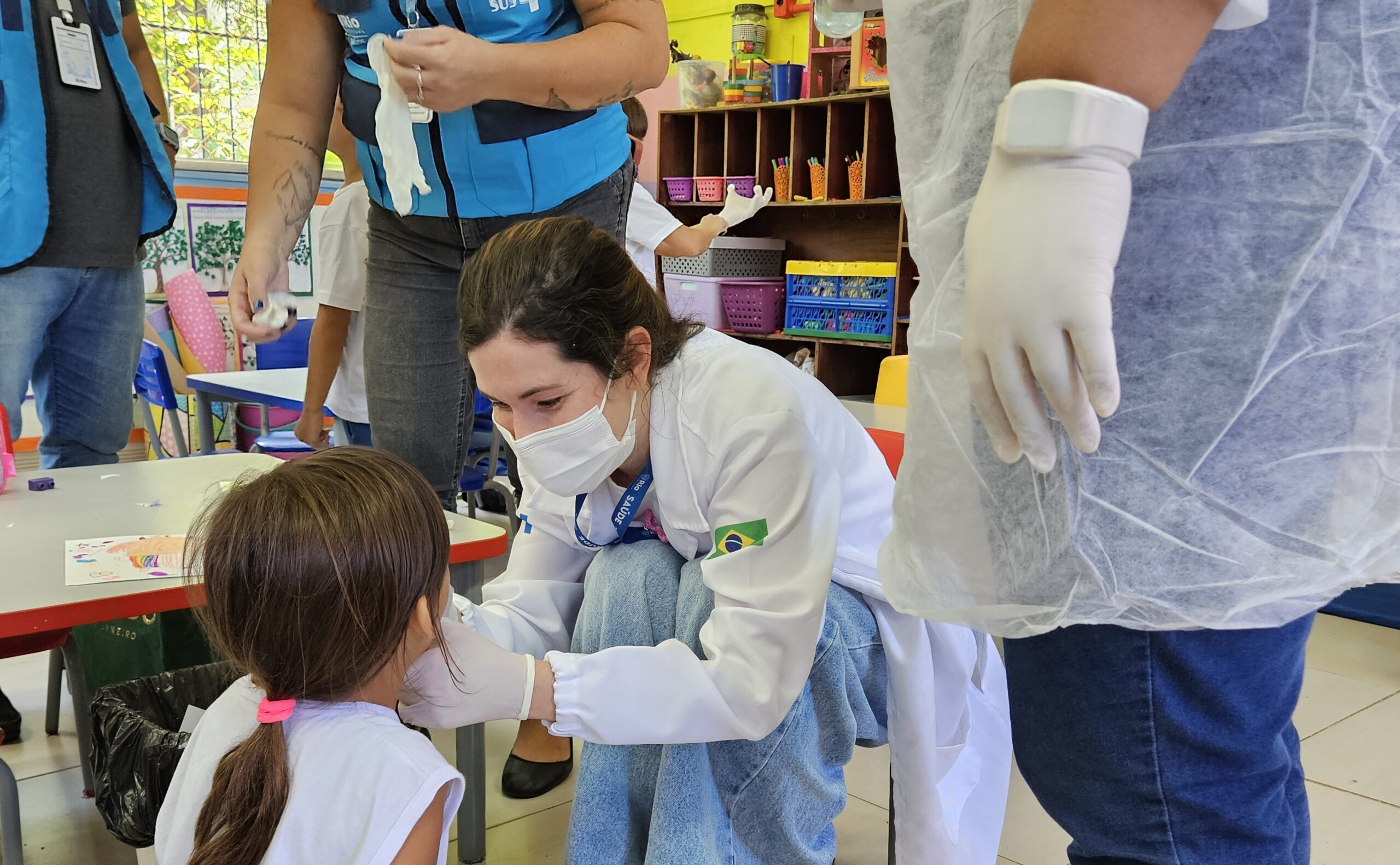 Ação na Escola Gabriela Mistral