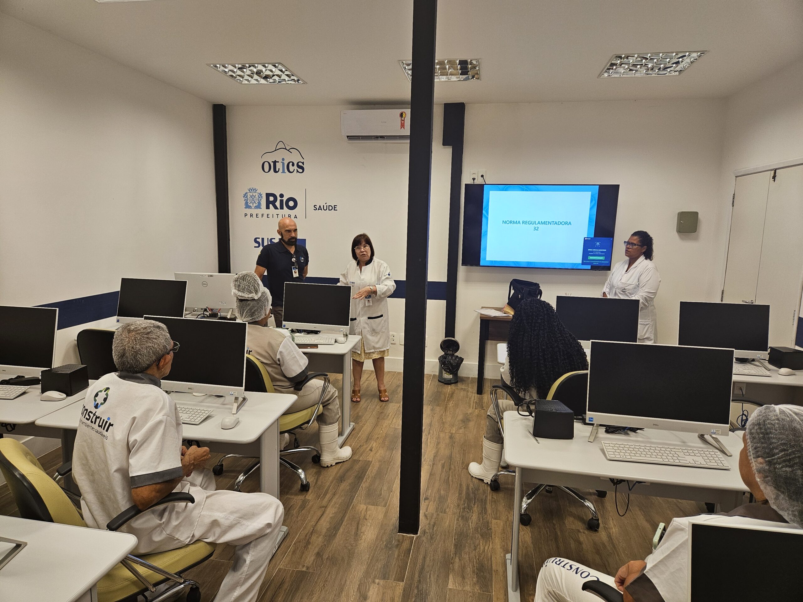 2ª Dia de Treinamento da Equipe de Higienização do Complexo Rocha Maia