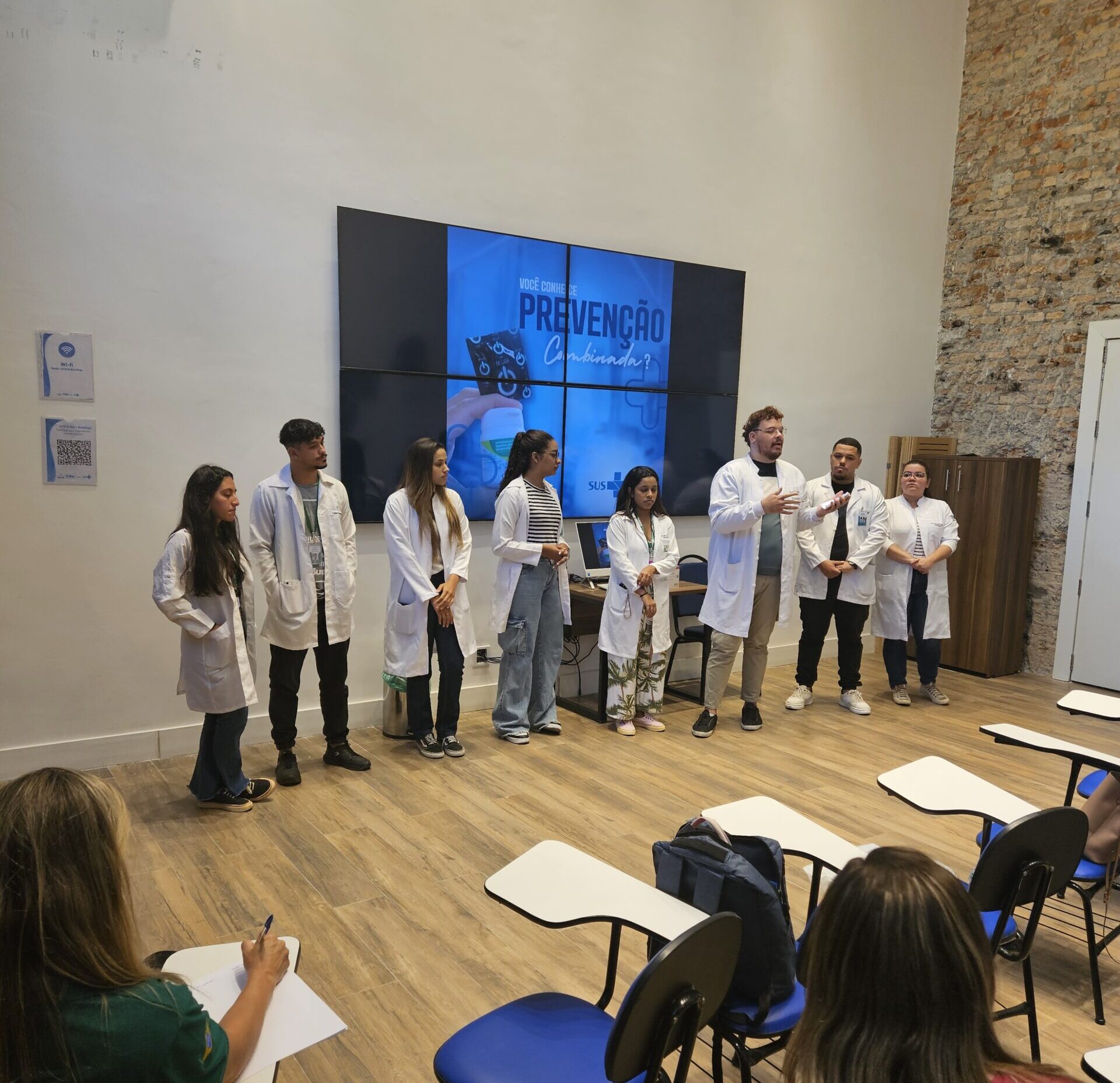 Apresentação do Projeto de Intervenção dos Estudantes de Enfermagem da IBMR