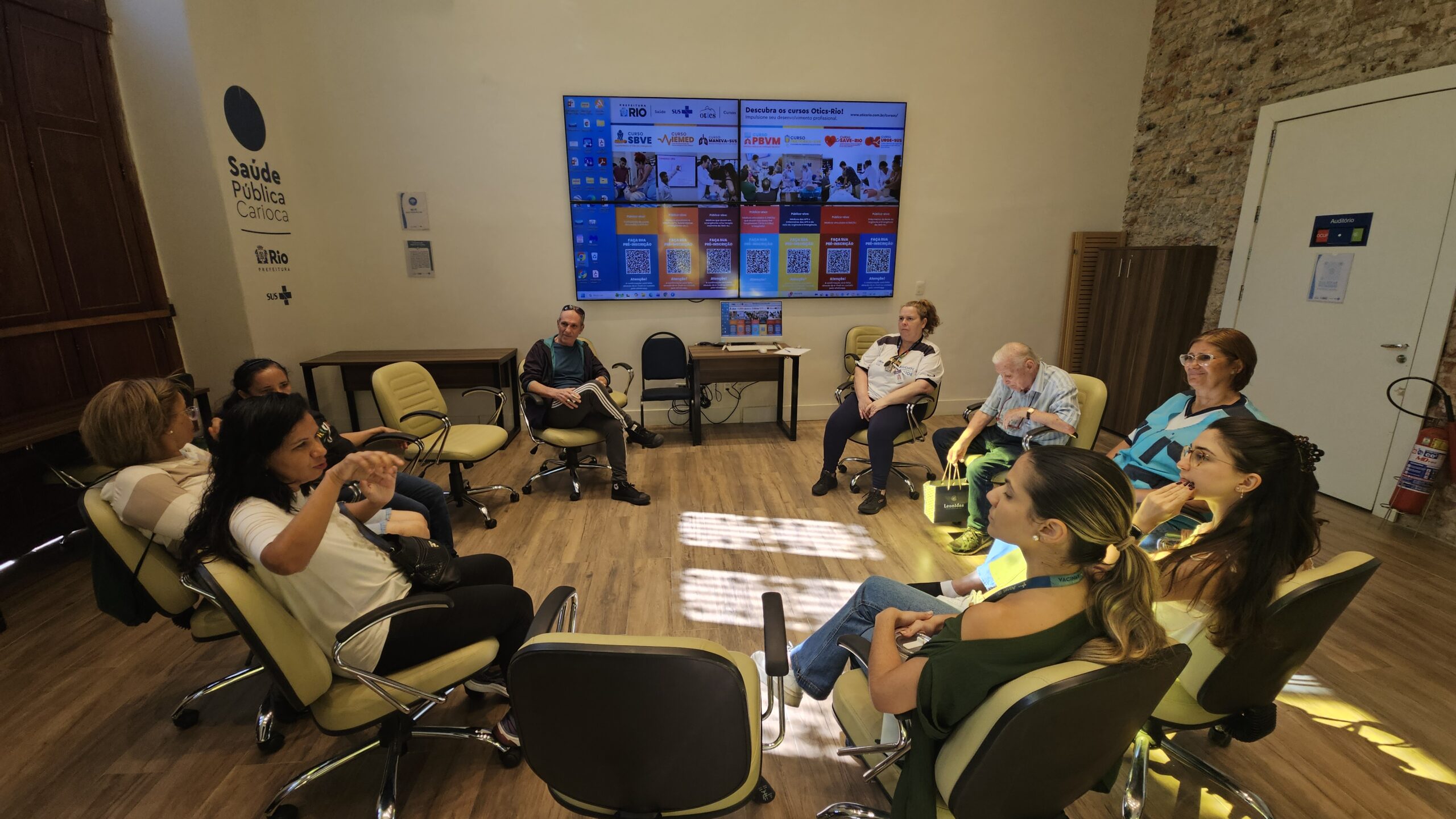 Grupo Aliviando Tensões