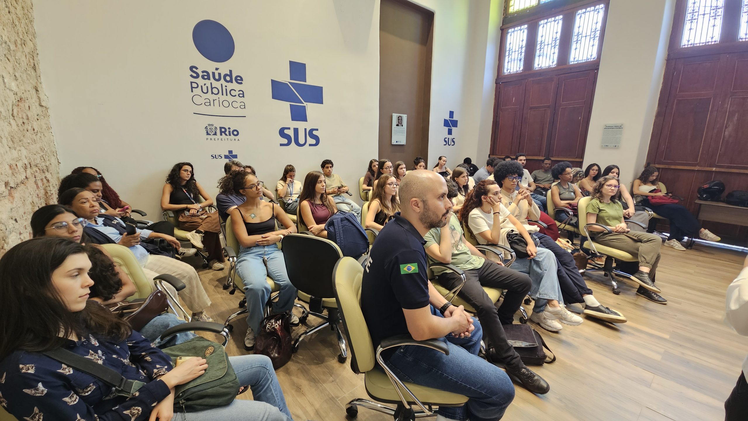 Visita dos alunos da UNIRIO ao Complexo Rocha Maia pelo programa PET-Saúde
